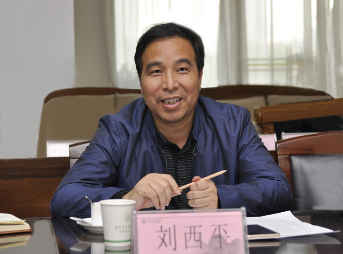 示范区政法委书记杨芳乾一行来我校调研指导工作