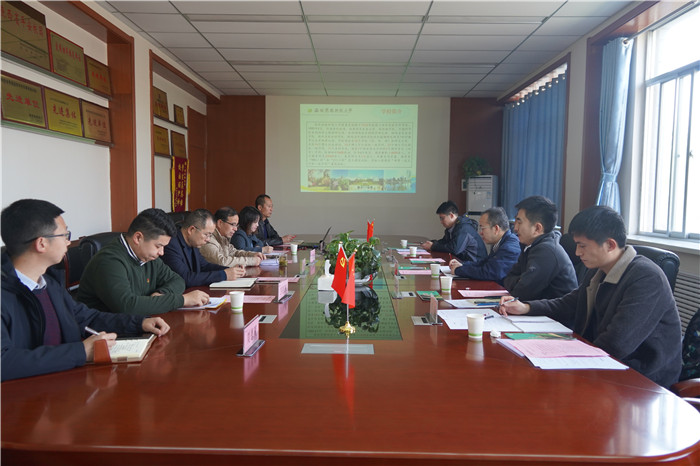 座谈会现场.jpg