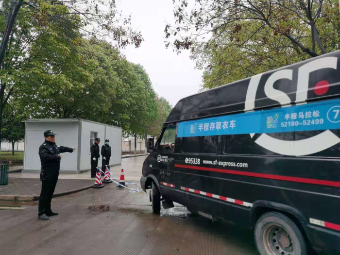 4指挥保障车辆.jpg