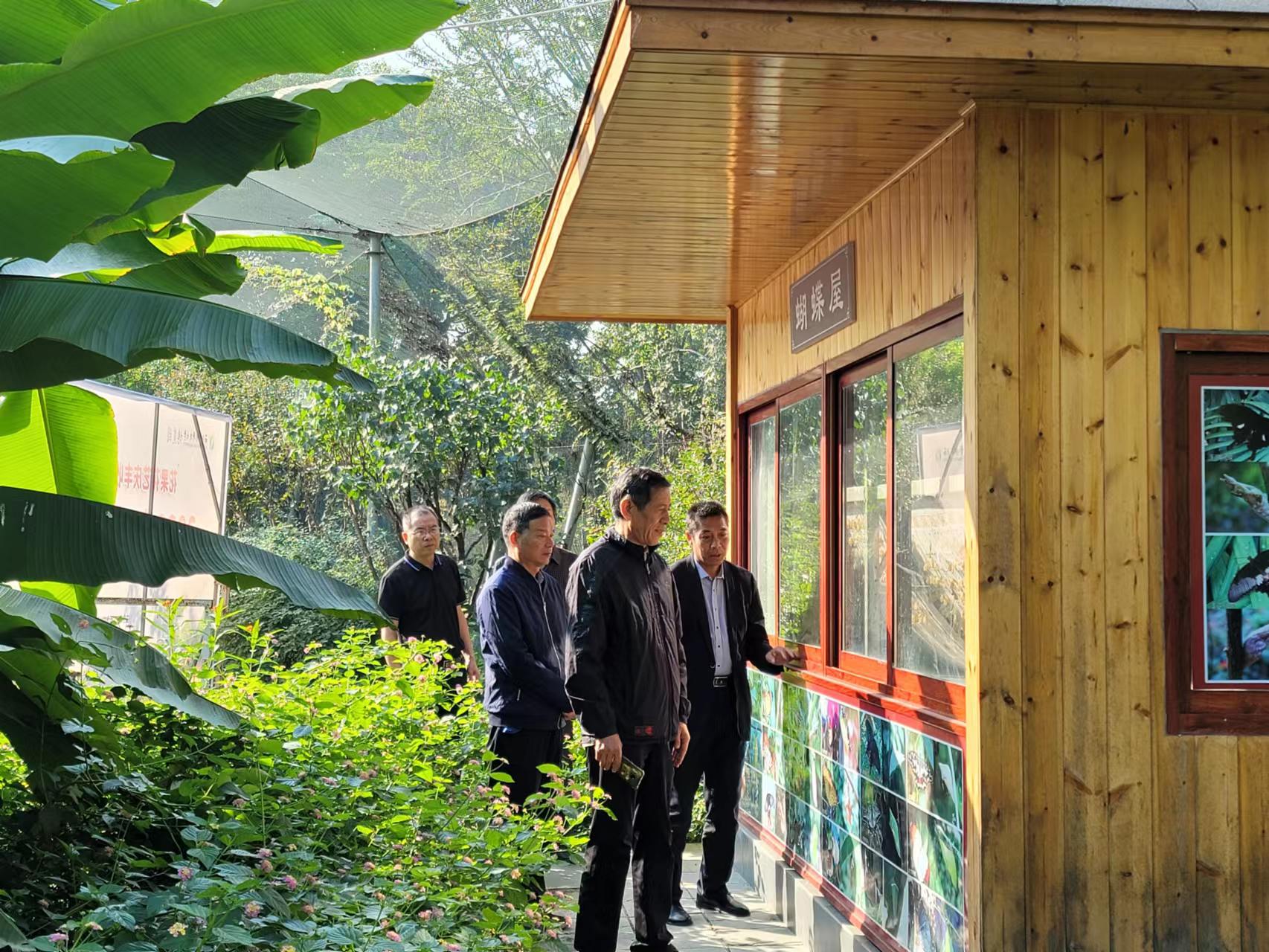 708dce1bf60147e4a41ad93c8abfd9a8.jpg 708dce1bf60147e4a41ad93c8abfd9a8.jpg