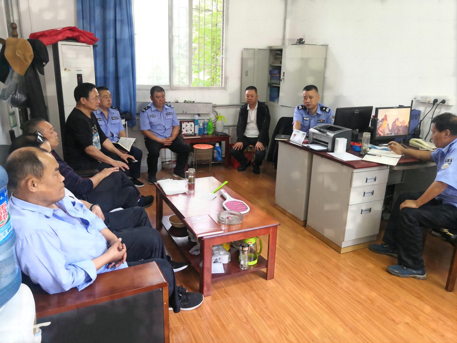 902f8af93dc343fdabb6bb9db0cb8b6f.jpg 902f8af93dc343fdabb6bb9db0cb8b6f.jpg